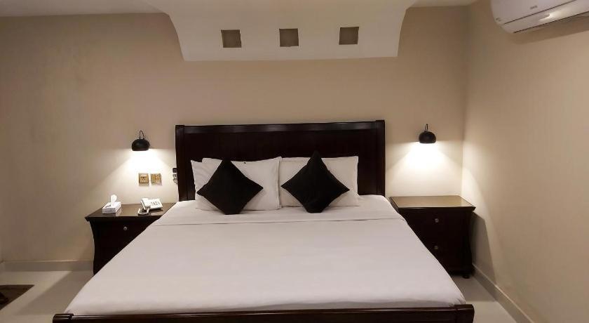 Hotel Mairona Gulberg 라호르 외부 사진